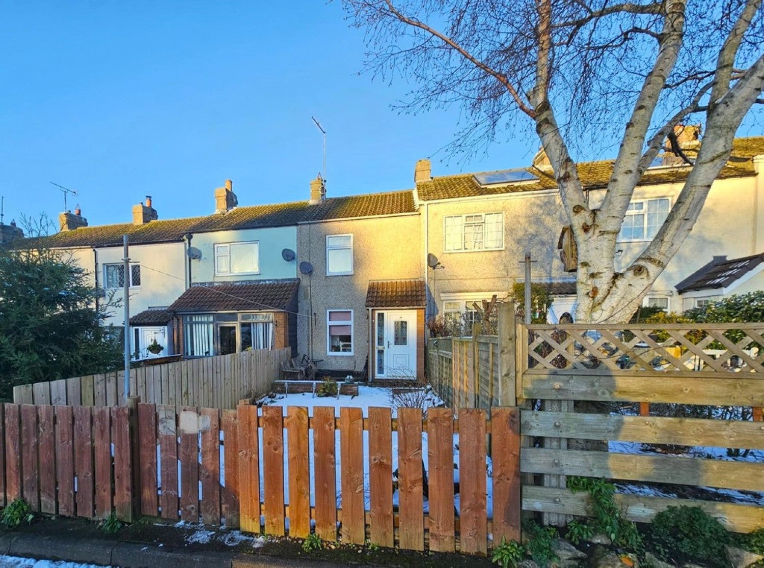 Flat Margrove Road in Margrove Park