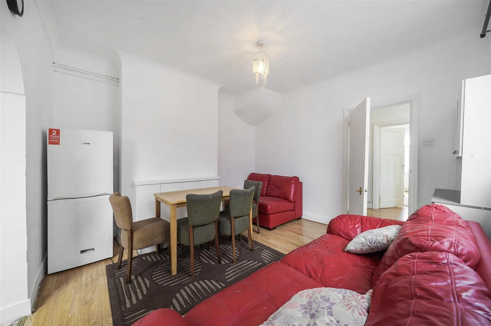 House Rugby Avenue in Greater London