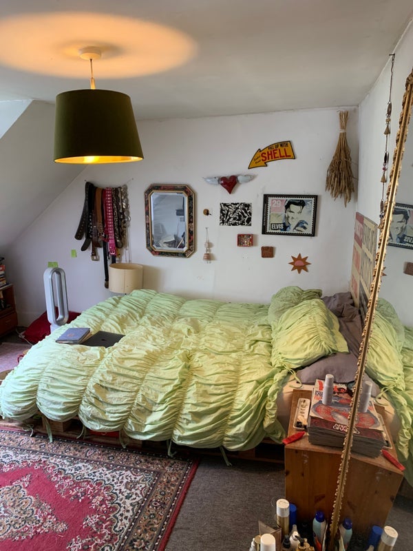 Room Farleigh Road in Greater London