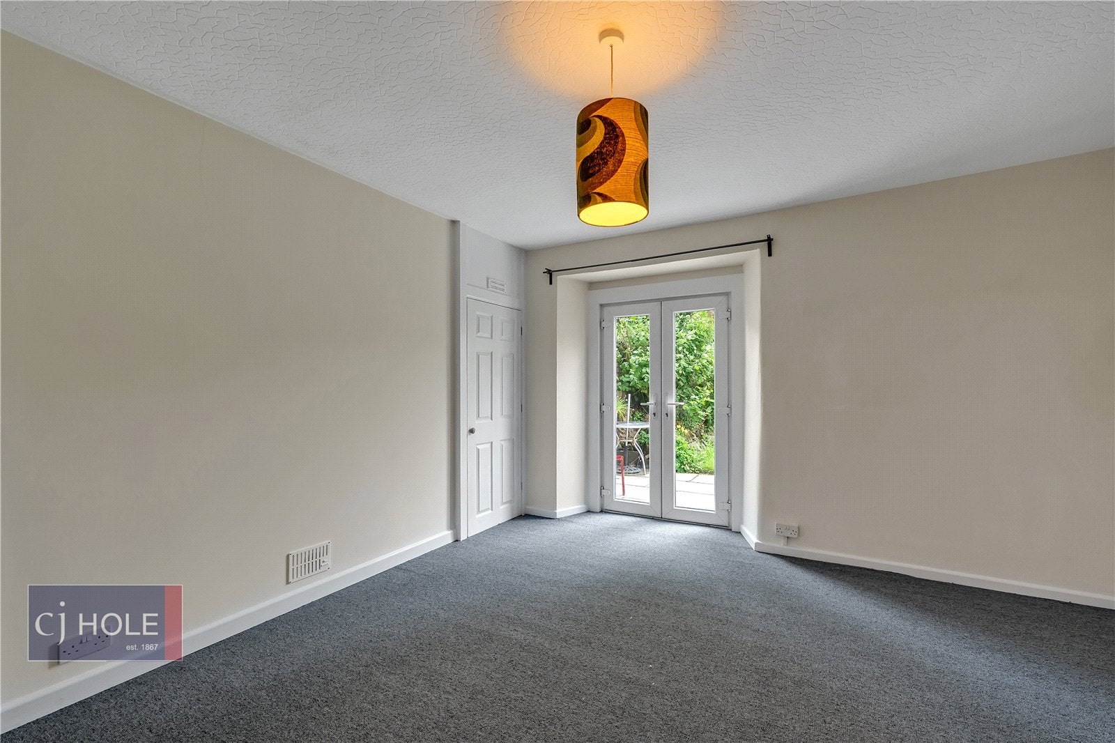 Flat Cotham Grove in Bristol