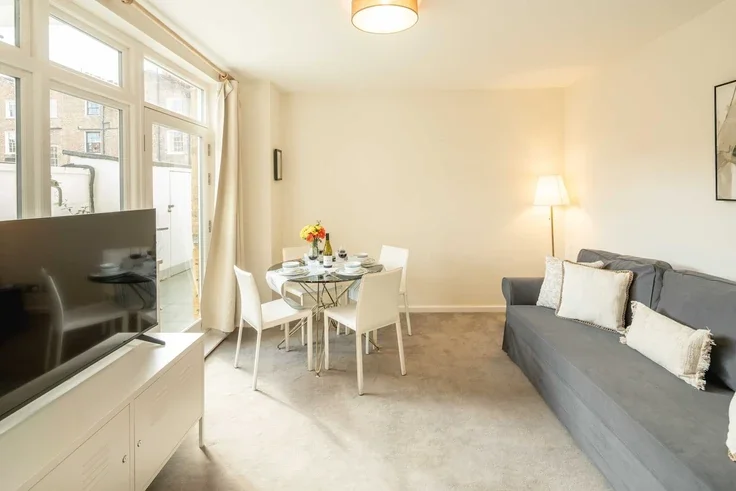 Flat Gloucester Place in City of Westminster
