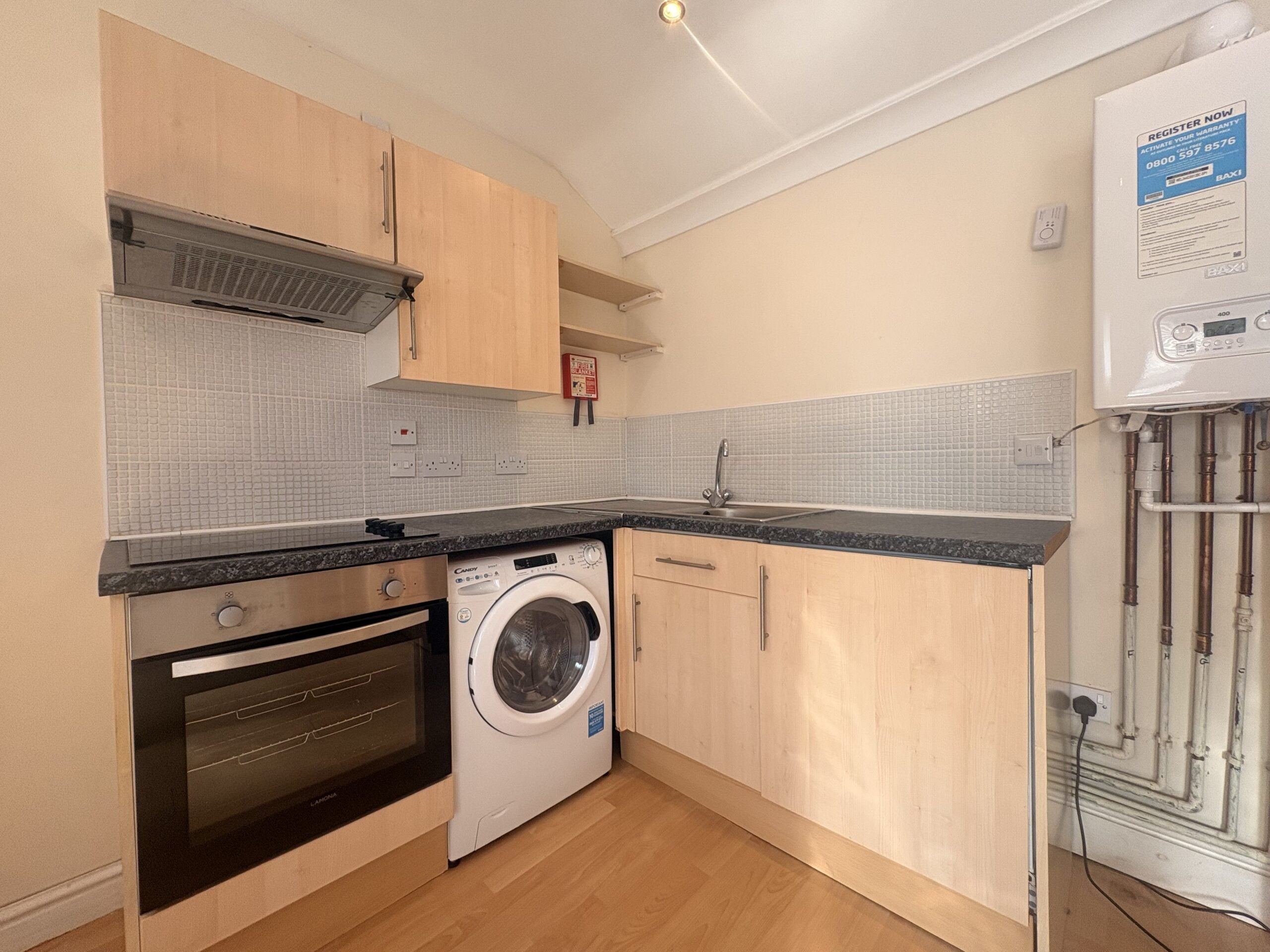 Flat Woodville Road in Cardiff