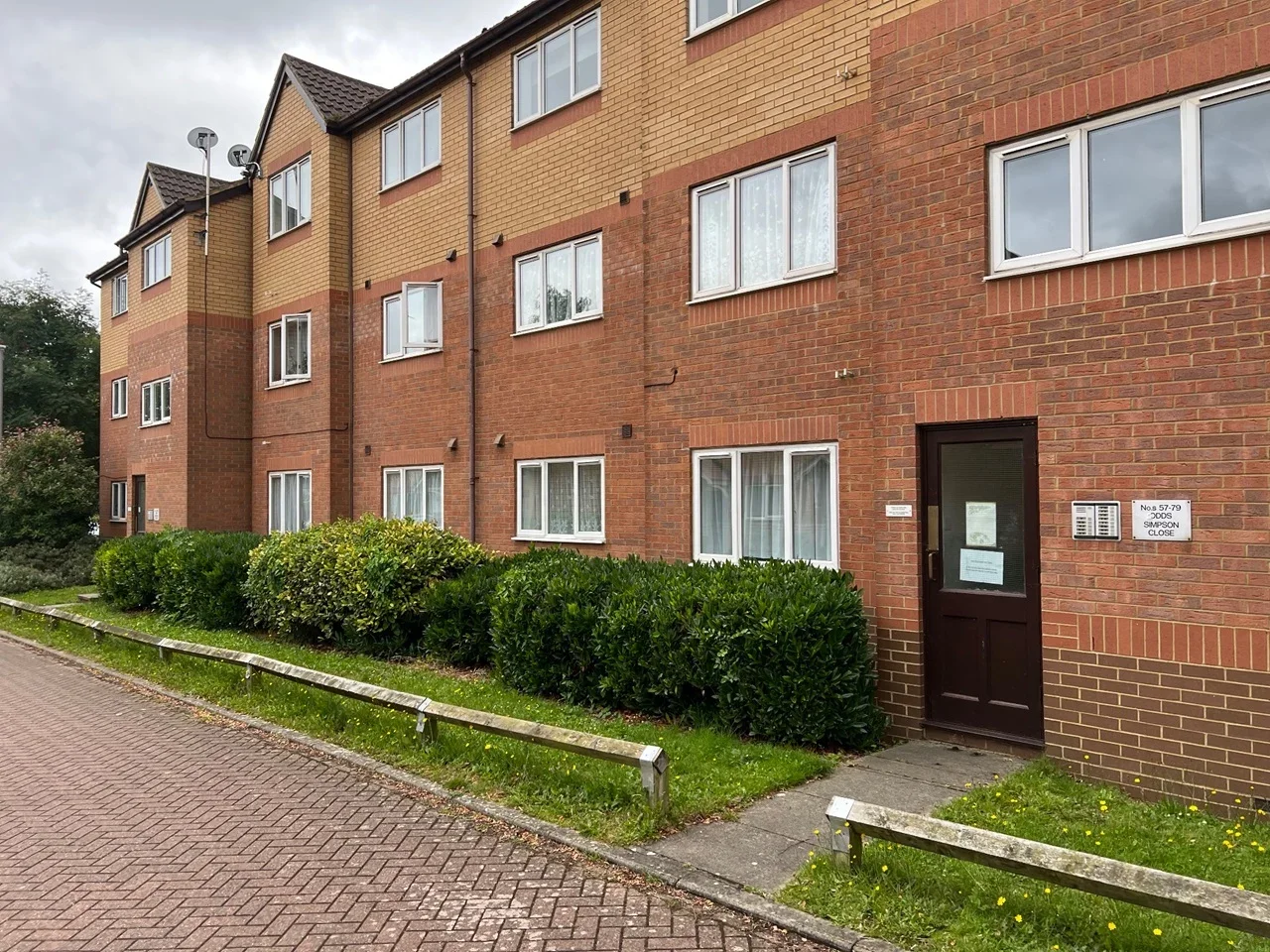 Flat Simpson Close in Blindcrake