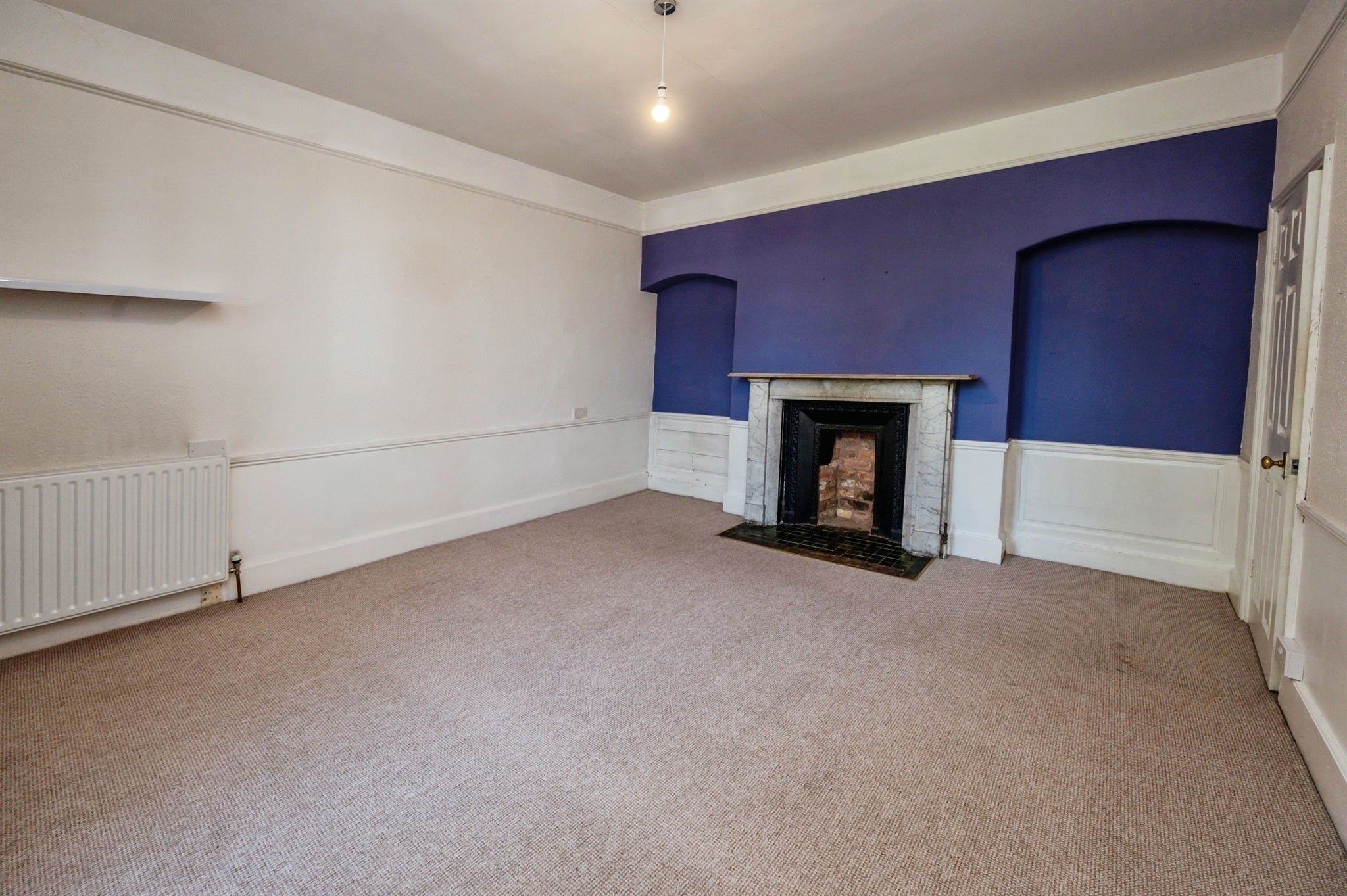 Flat Wychelm Close in Worcester
