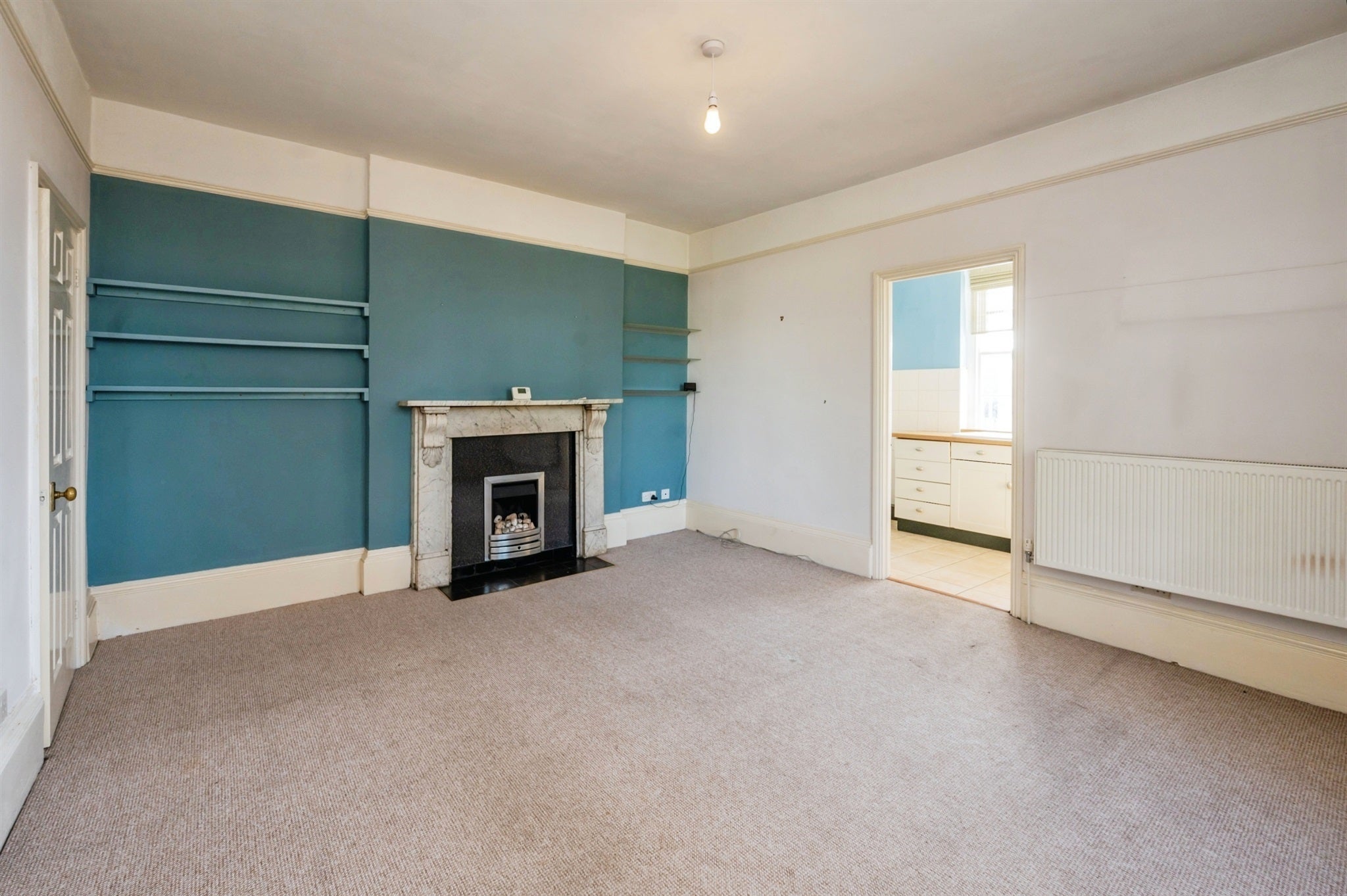 Flat Wychelm Close in Worcester