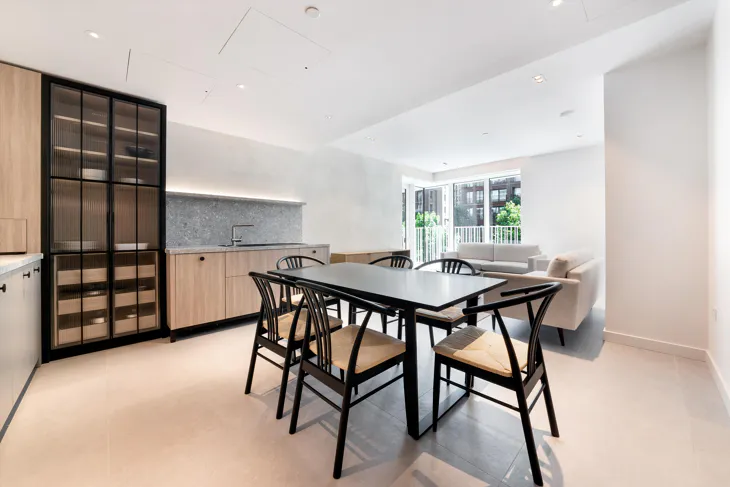 Flat Lewis Cubitt Walk in Greater London