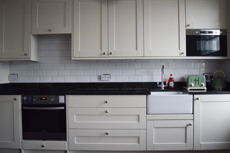 Flat Queenstown Road in Greater London