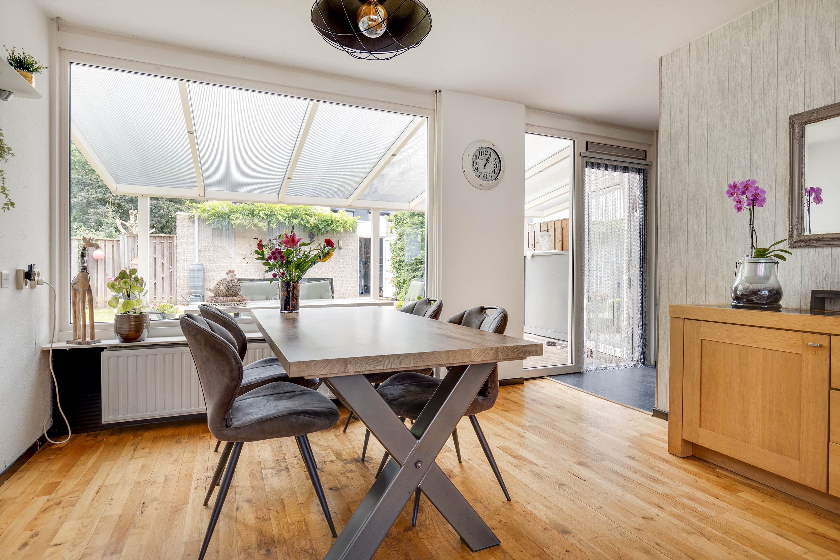 Twee-onder-één-kap te koop: Lichtenbergstraat 14, Sittard