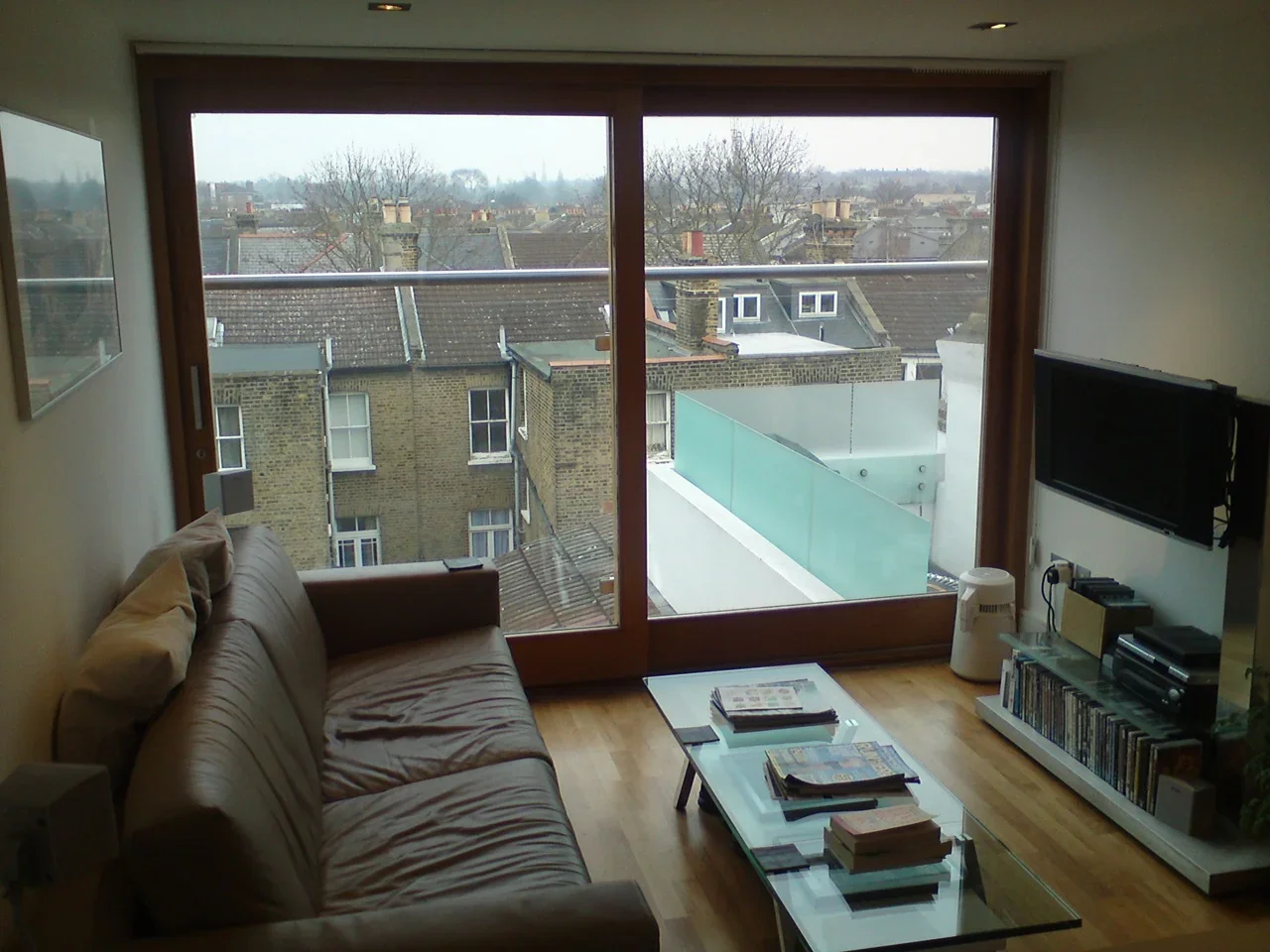 Room Kellett Road in Greater London