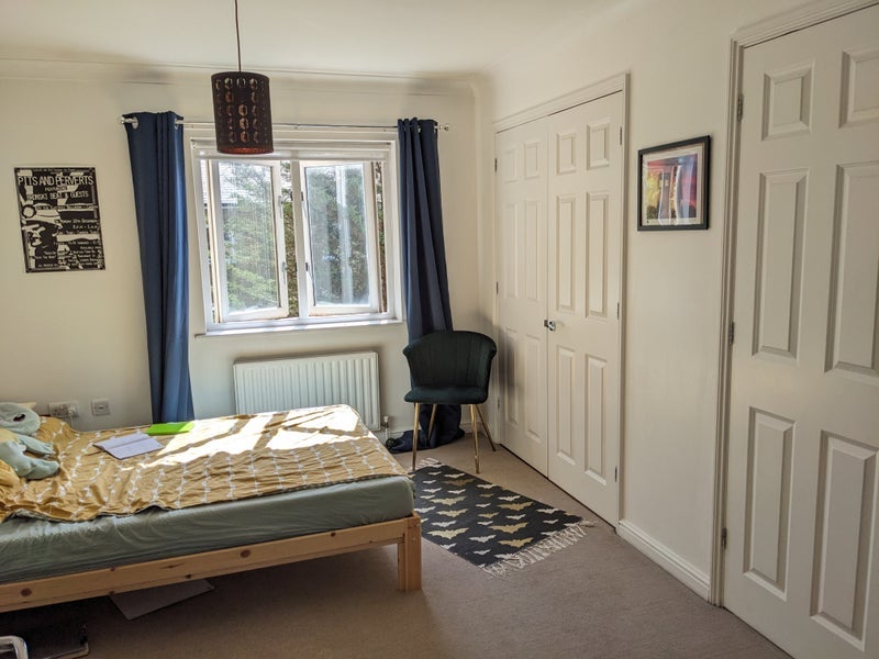 Room Blundell Close in Greater London