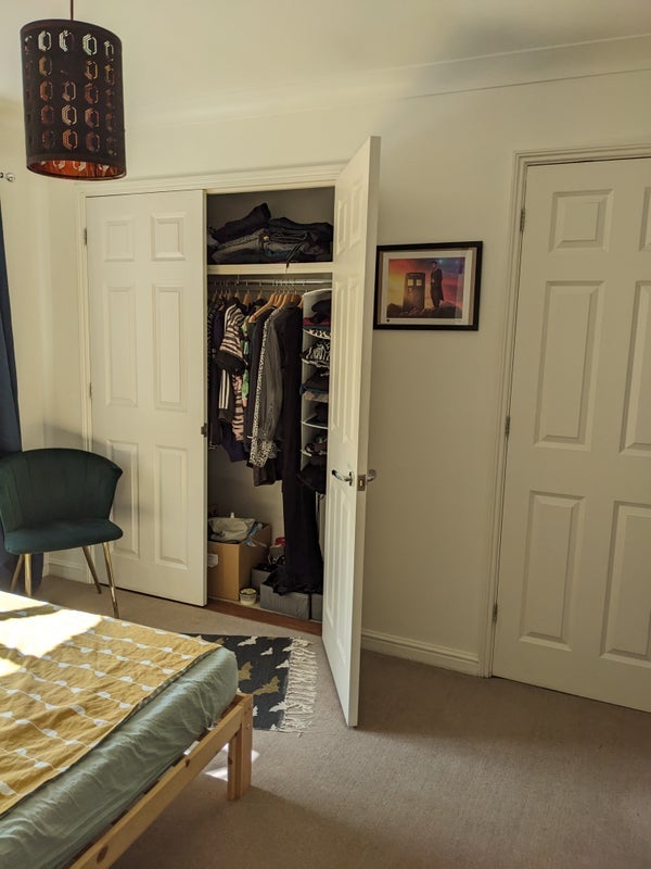 Room Blundell Close in Greater London