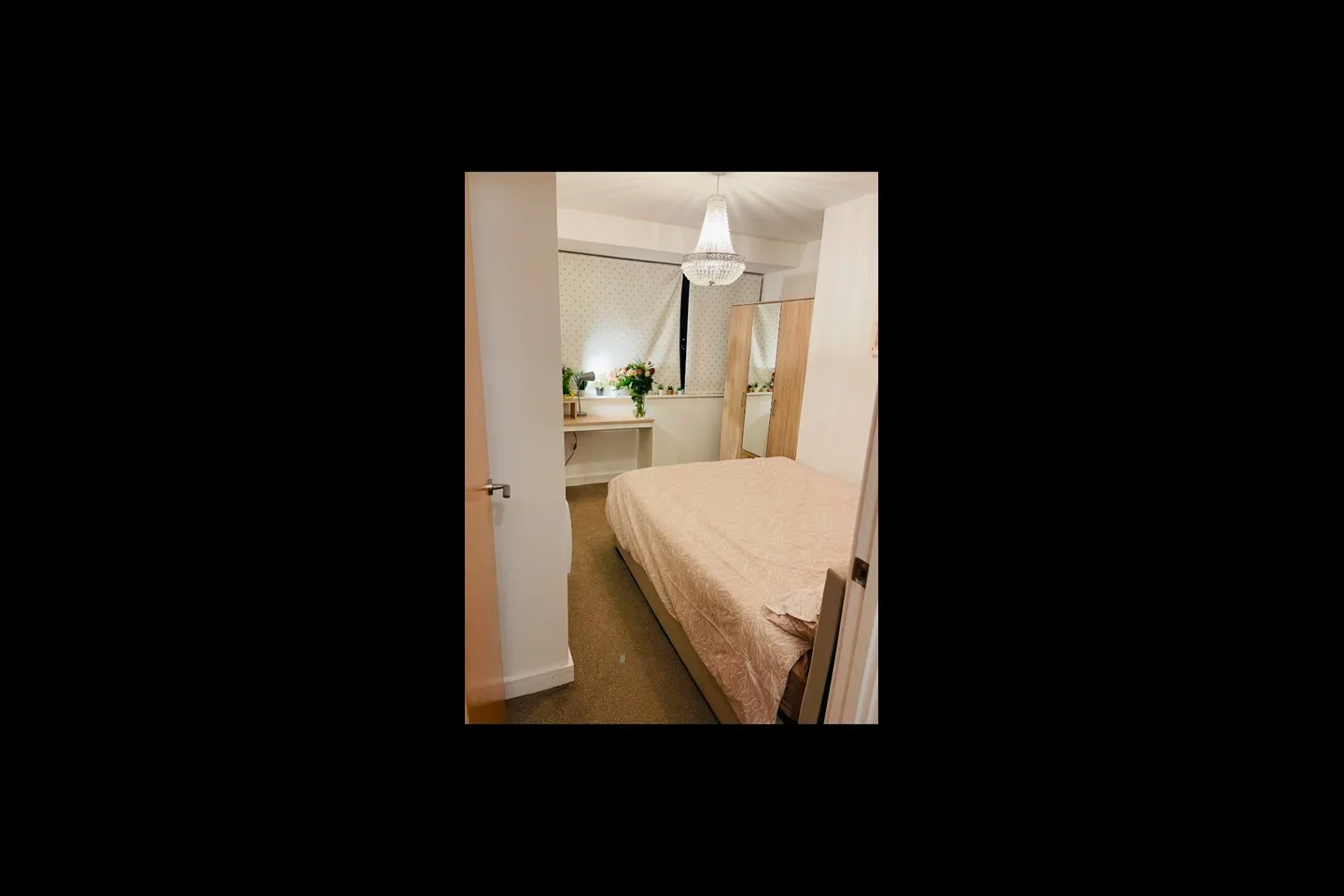 Room St. Edwards Way in Greater London
