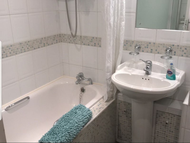 Room Clifton Place in Greater London