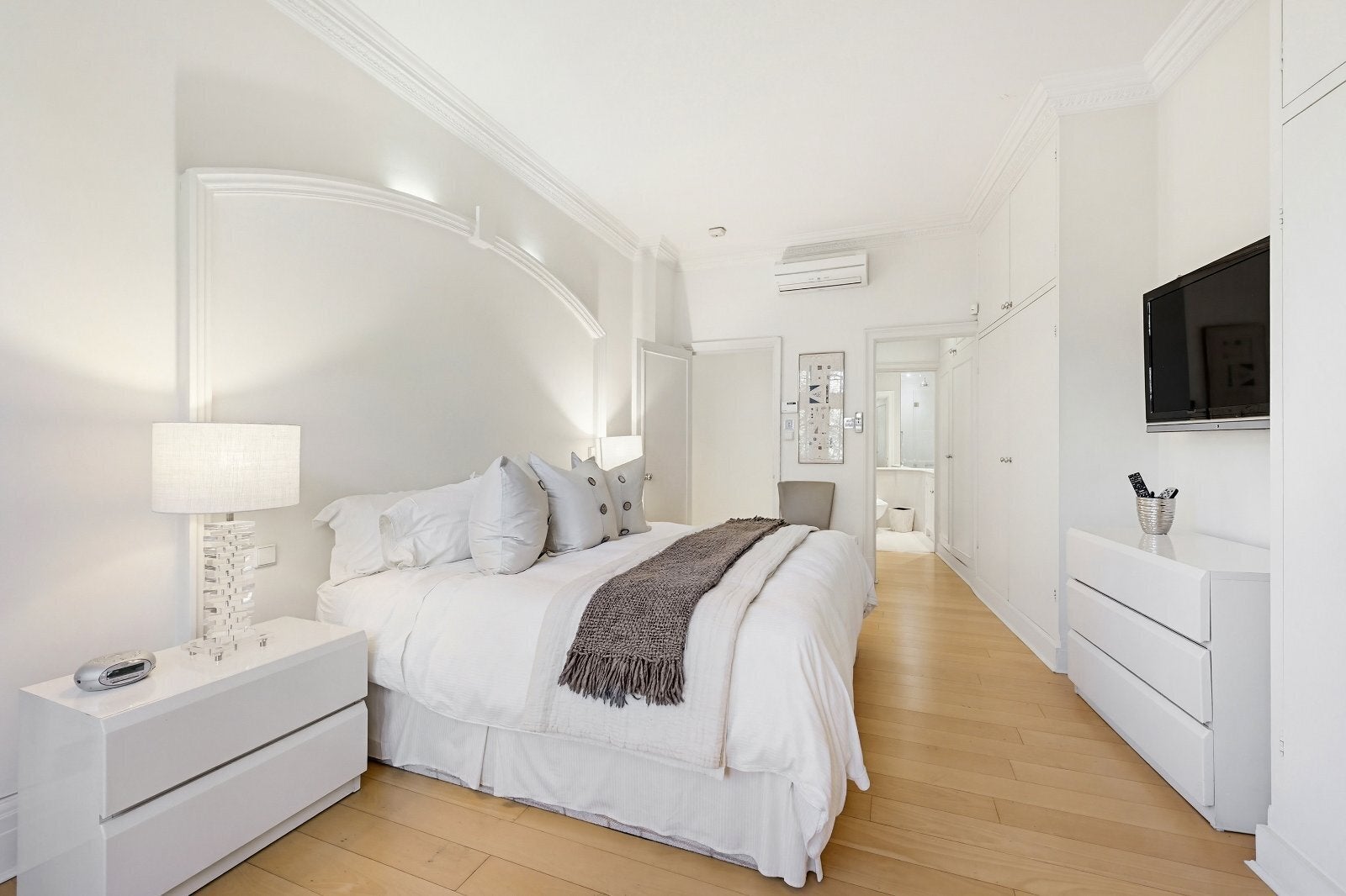 Flat Knightsbridge in City of Westminster