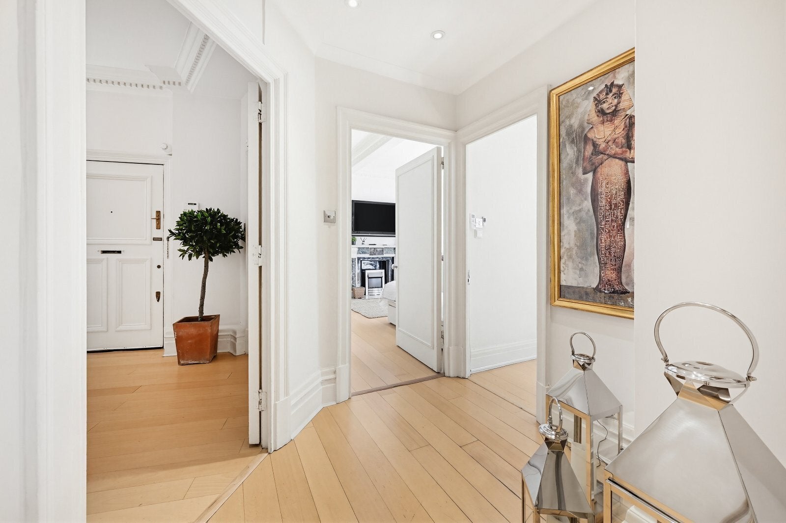 Flat Knightsbridge in City of Westminster