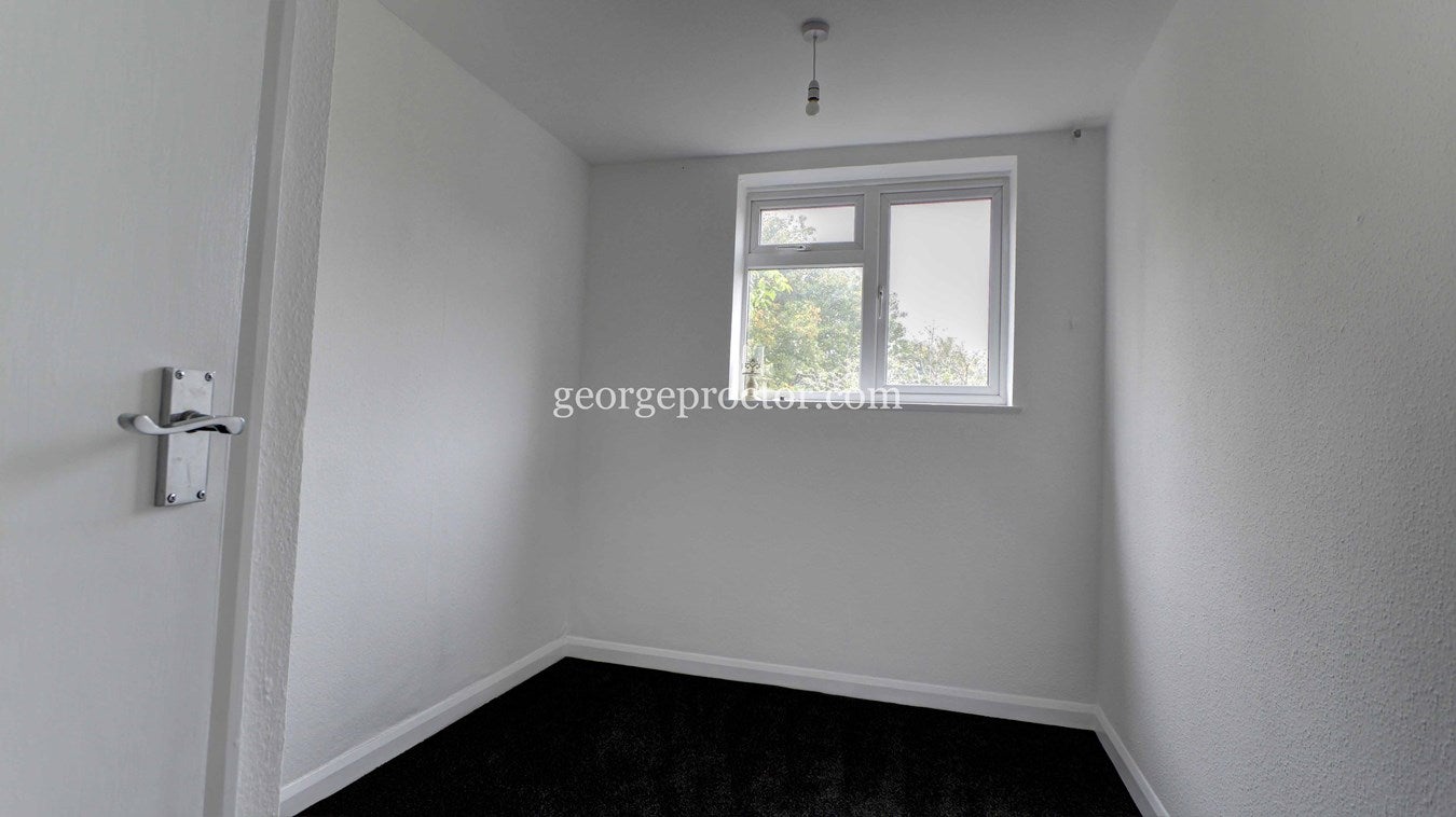 House Southlands Grove in Greater London