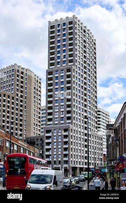 Room Park Lane in Greater London