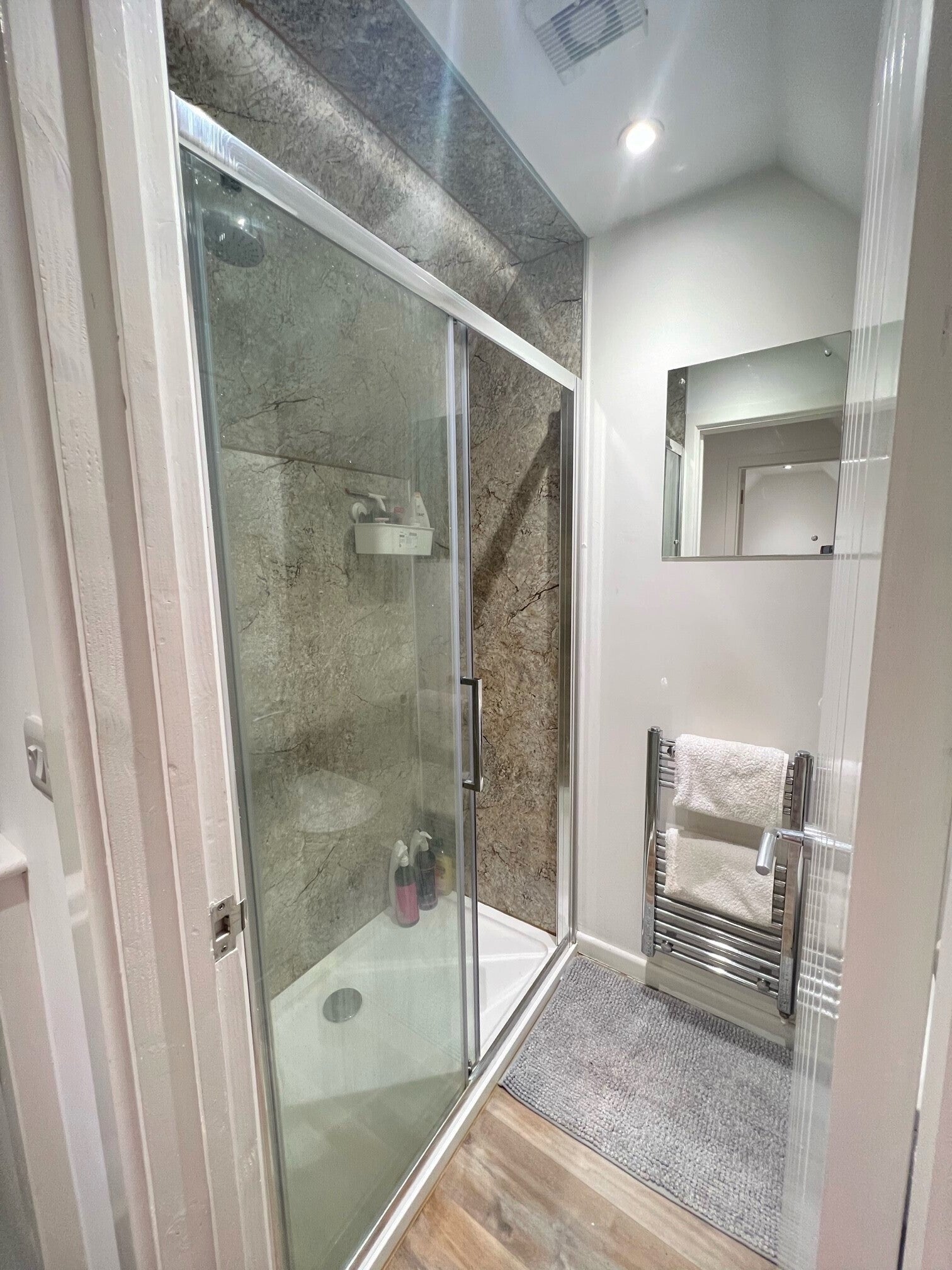 Flat Tickhill Road in Doncaster