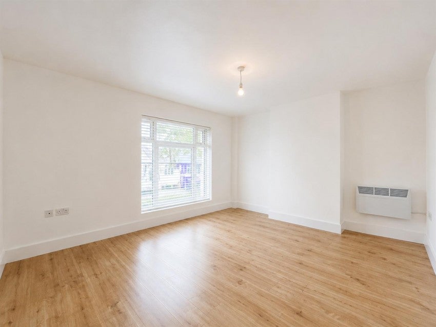 Flat Moores Road in Leicester