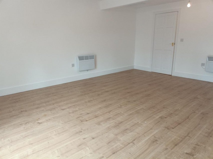Flat Moores Road in Leicester