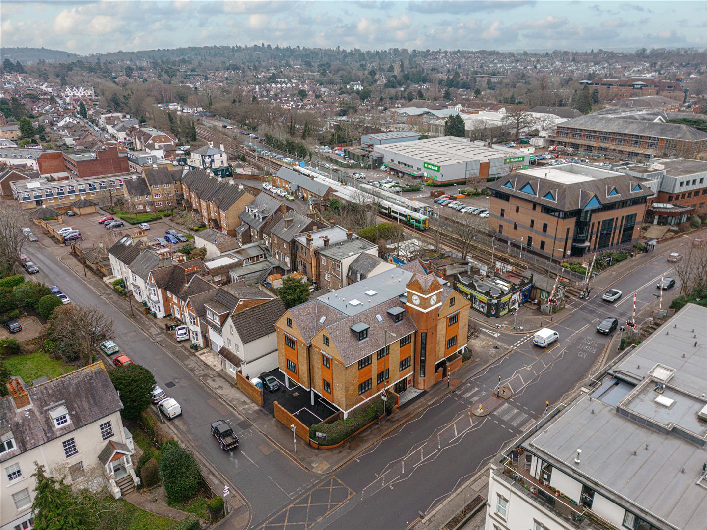 Flat Holmesdale Road in Reigate and Banstead