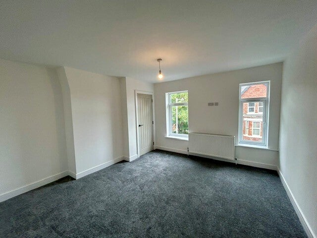 Flat Wellington Road in Oxton