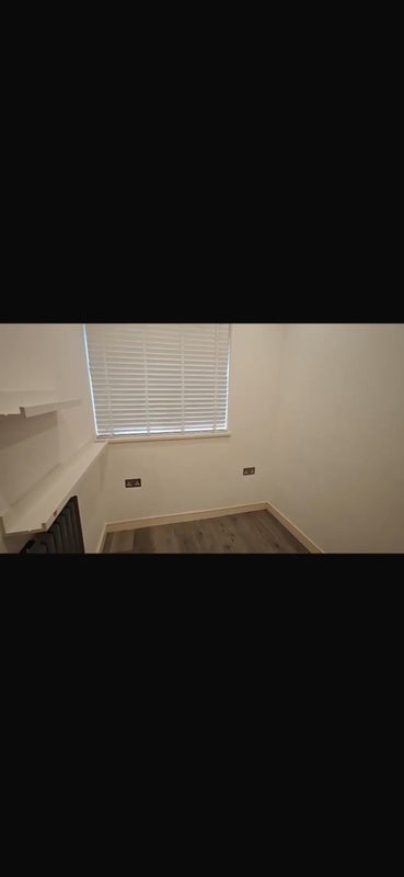 Room Lytham Street in Greater London