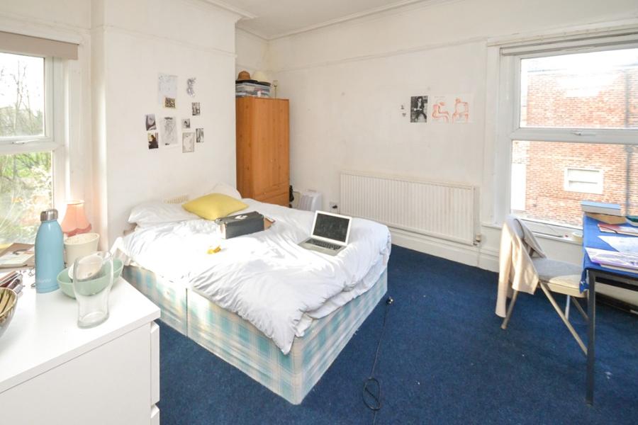 House Landcross Road in Manchester