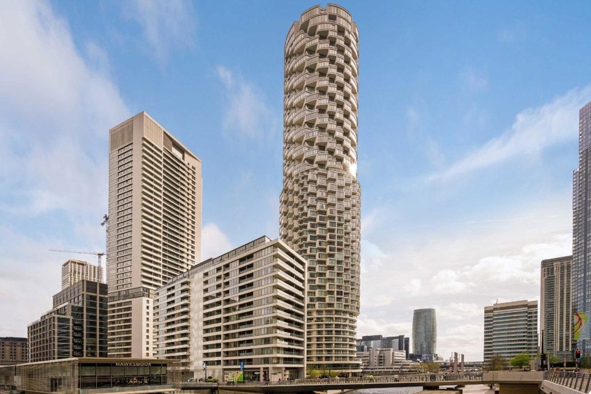 Flat Park Drive in Greater London