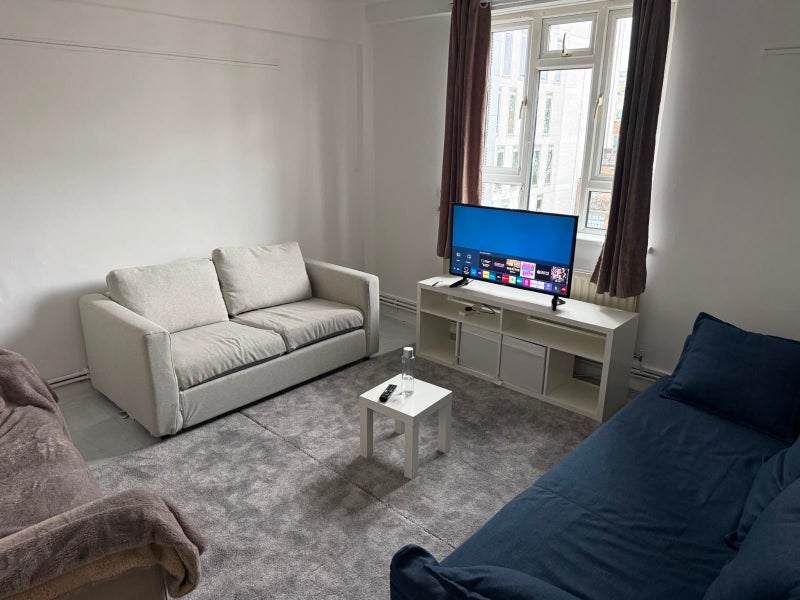 Flat Killick Street in Greater London