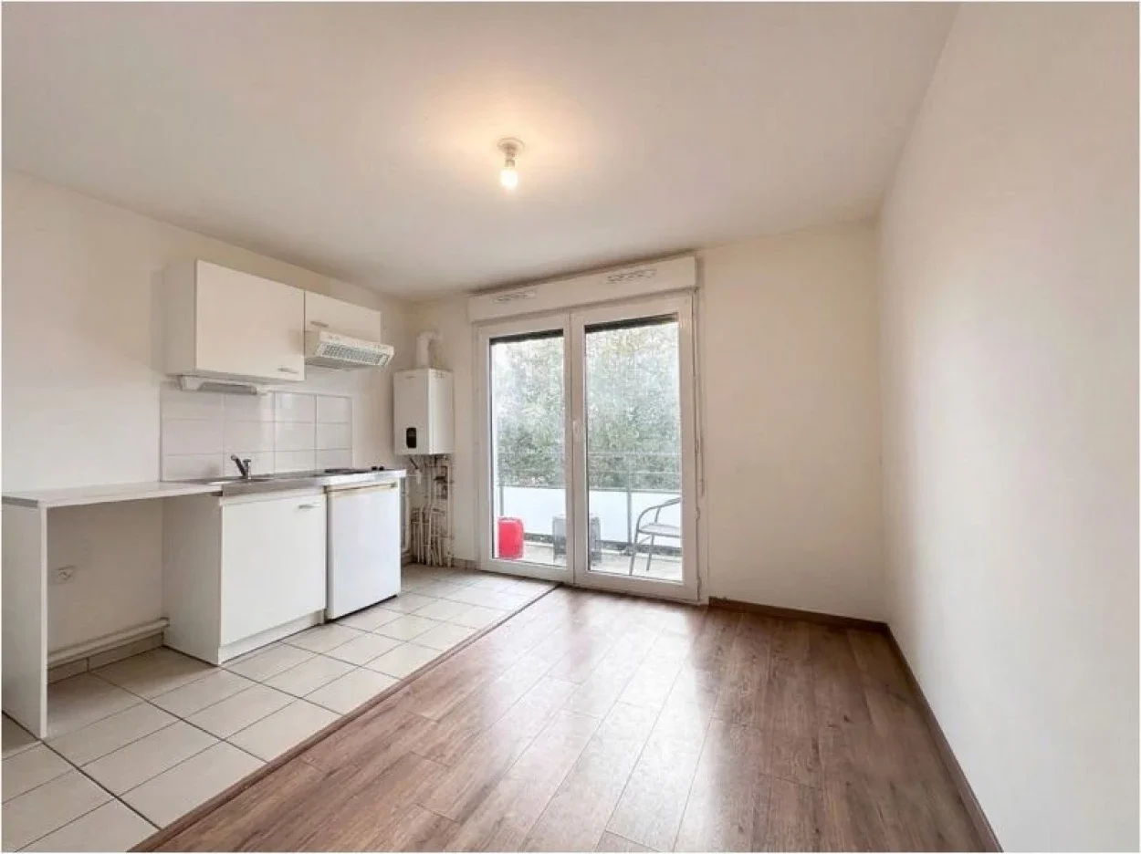 Flat Rue Du Chateau Delattre in Douai