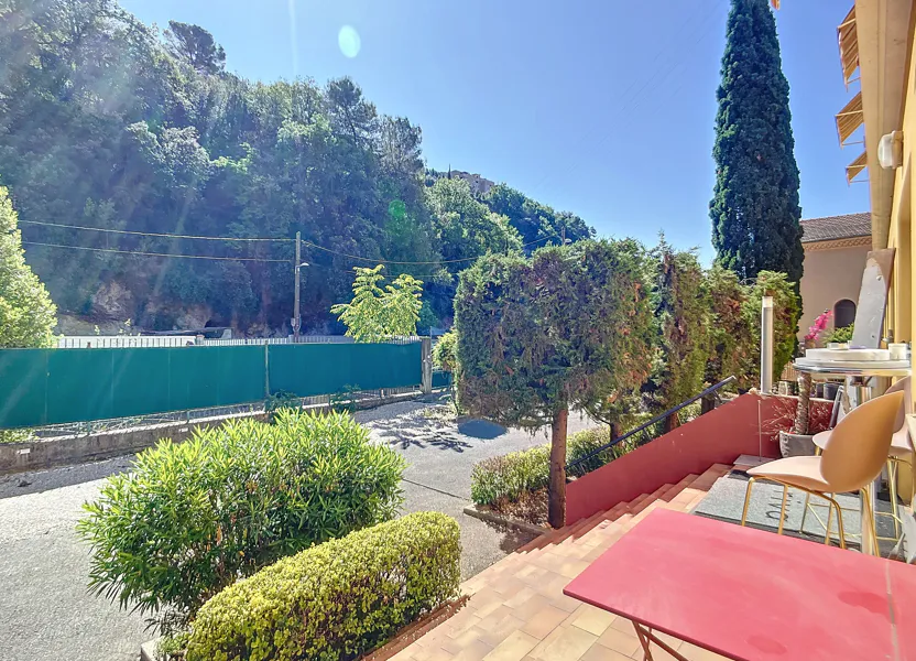 Room Boulevard de la Madeleine in Nice
