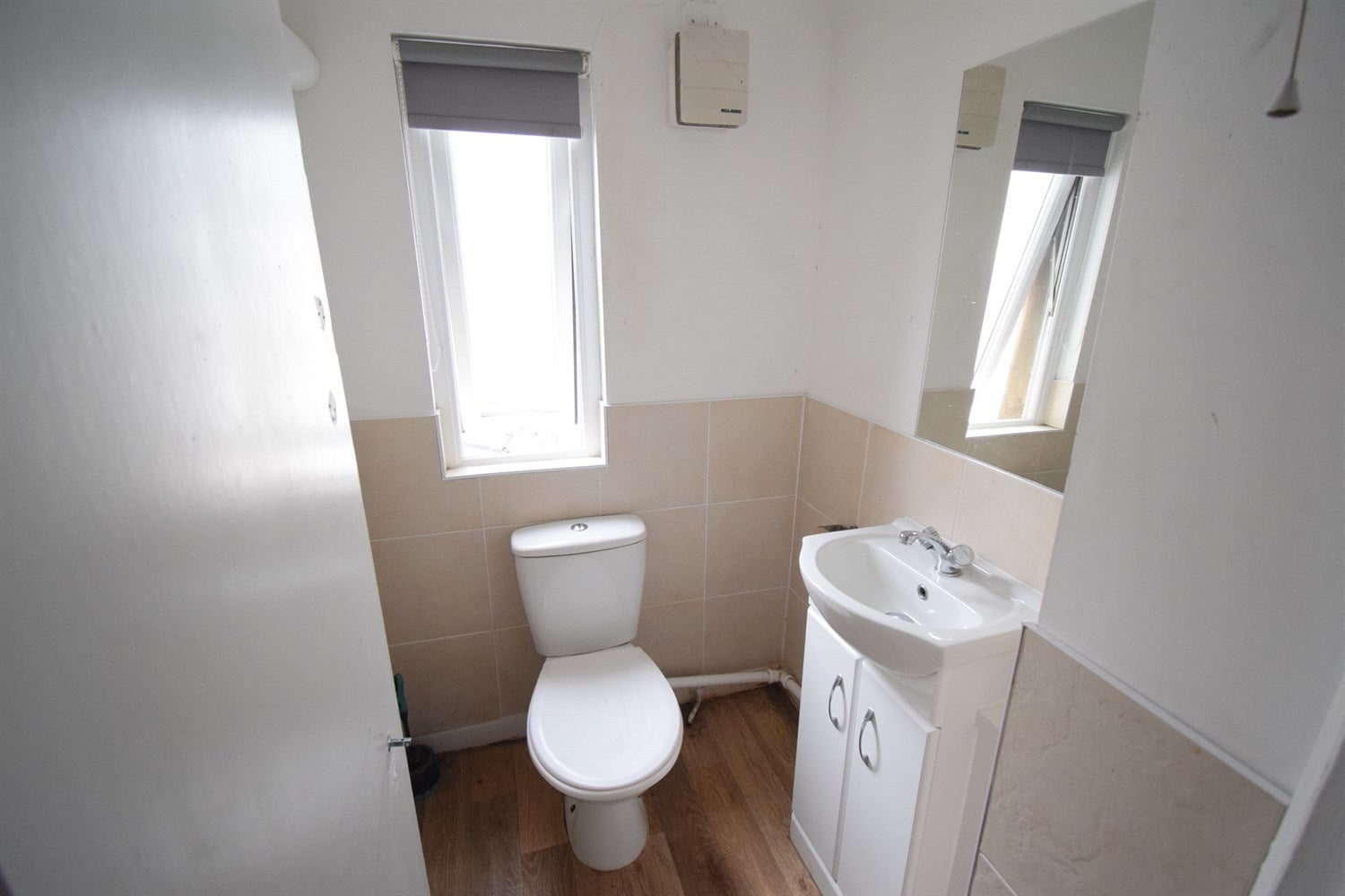 Room Cowbridge Road East in Cardiff