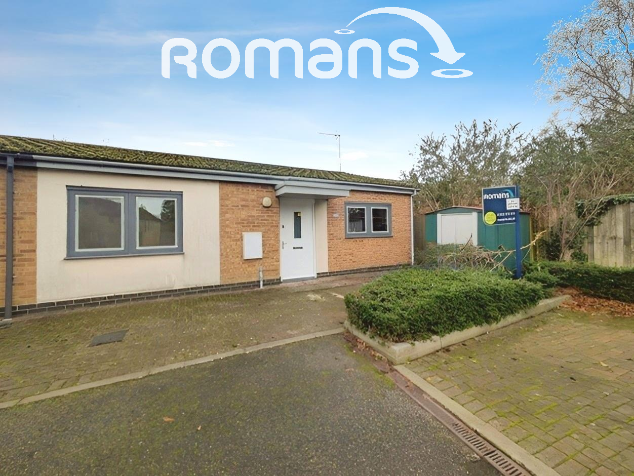 House Willow Crescent in Rushmoor
