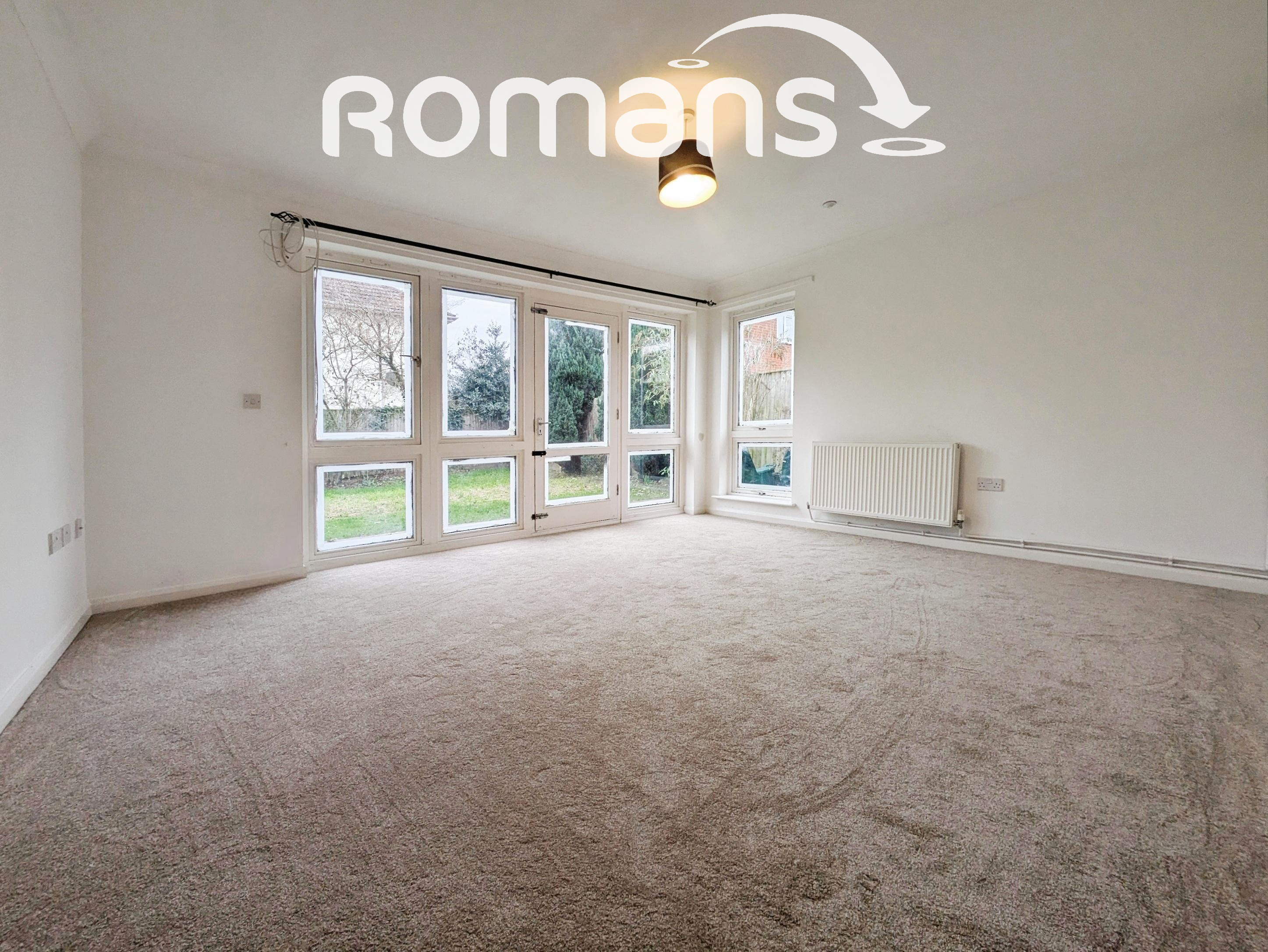 House Willow Crescent in Rushmoor