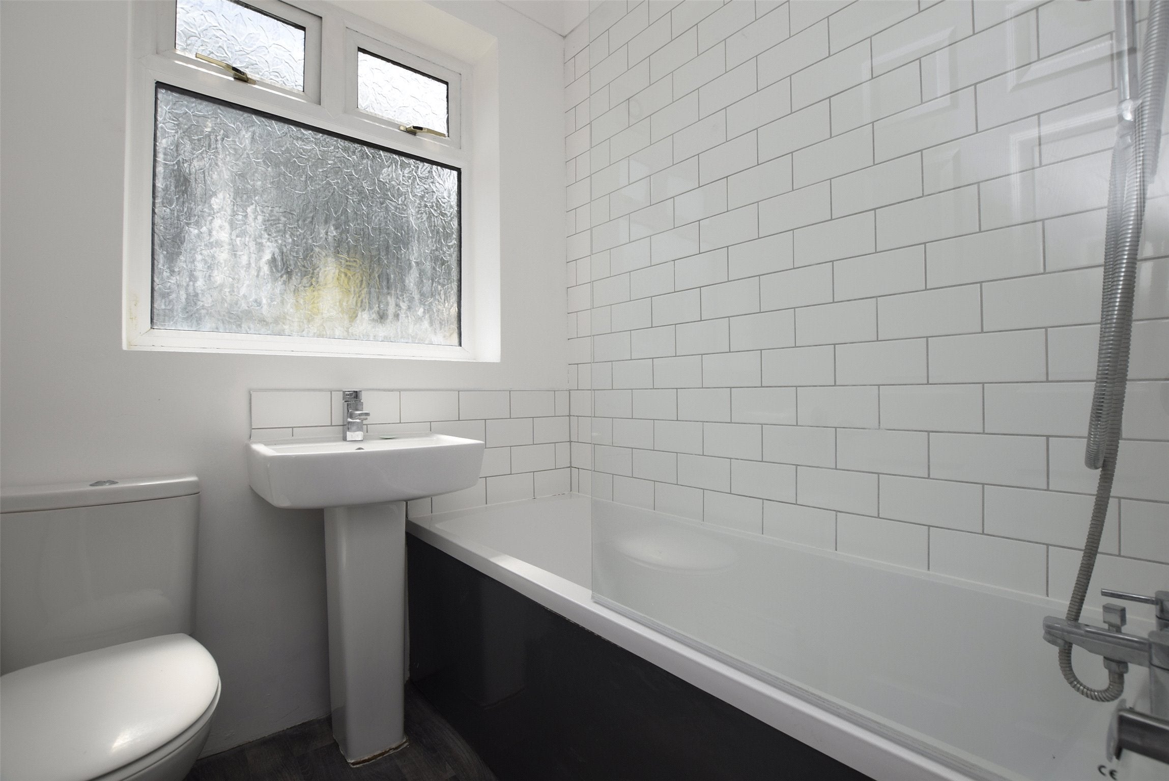 House Linley Crescent in Greater London