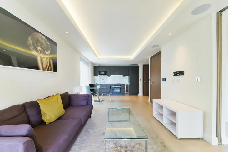 Flat Thurstan Street in Greater London