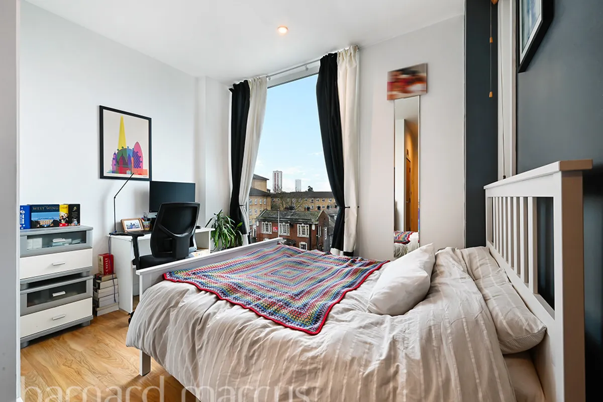 Flat Belmore Street in Greater London