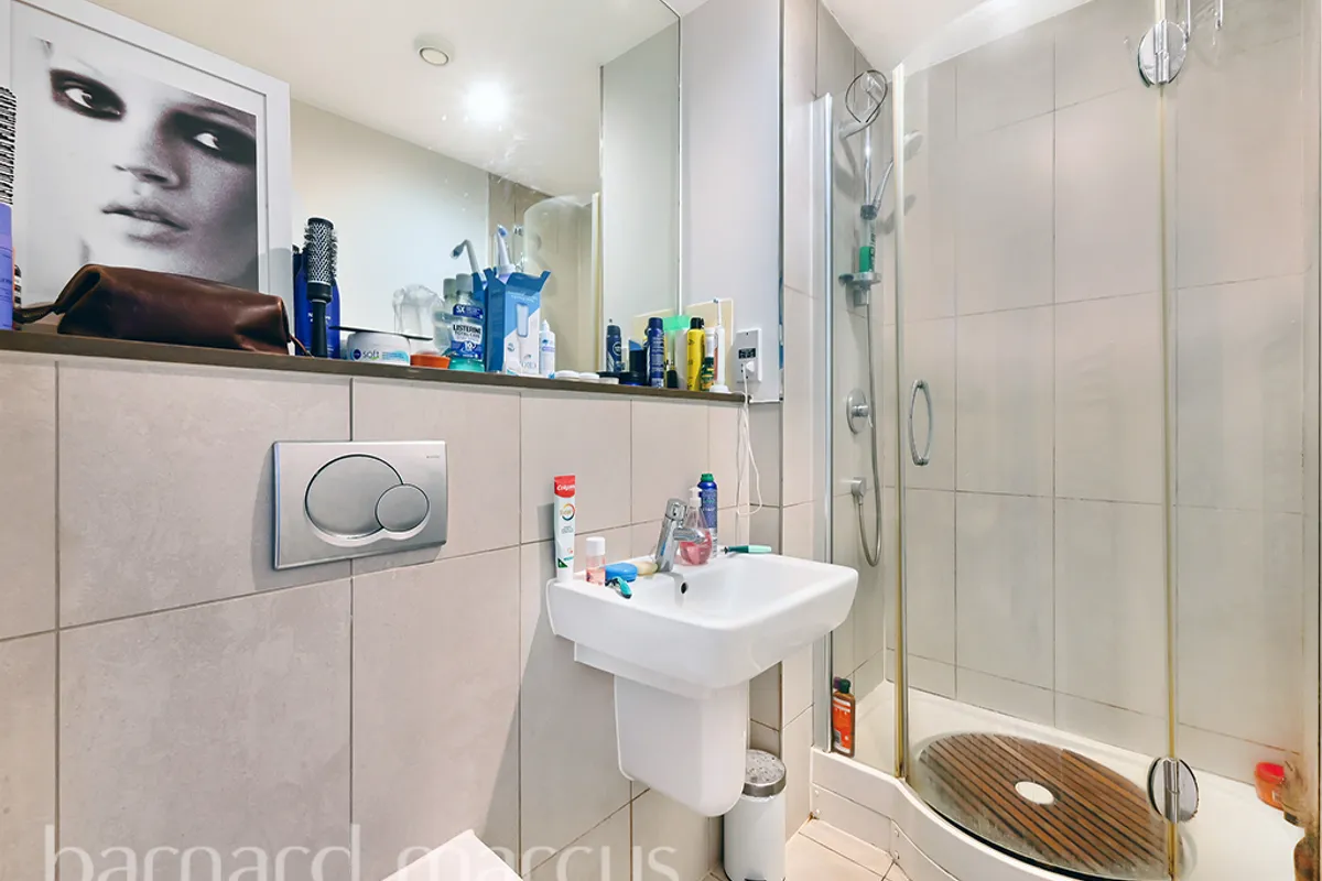 Flat Belmore Street in Greater London