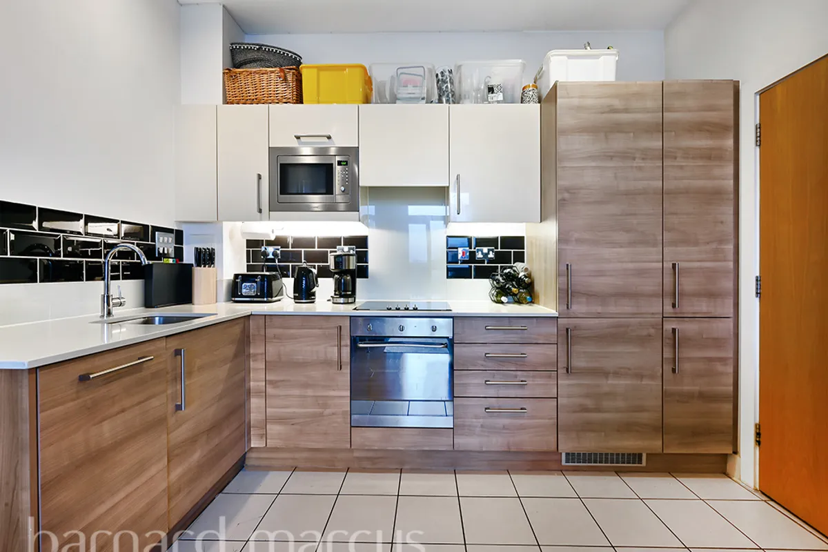 Flat Belmore Street in Greater London
