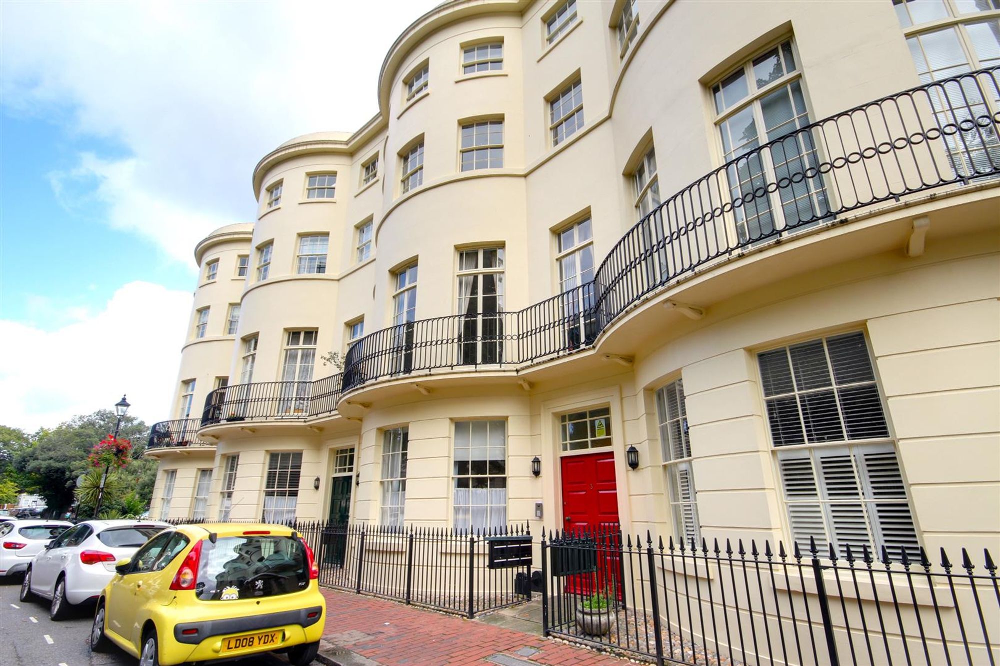 Flat Alexander Terrace in Worthing