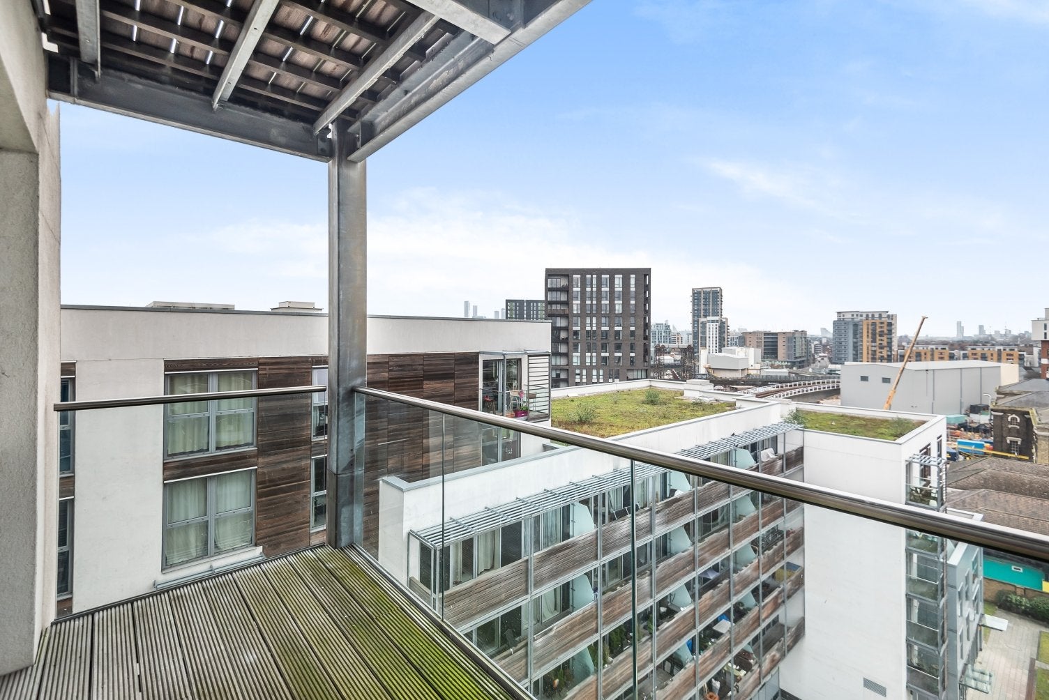 Flat Merryweather Place in Greater London