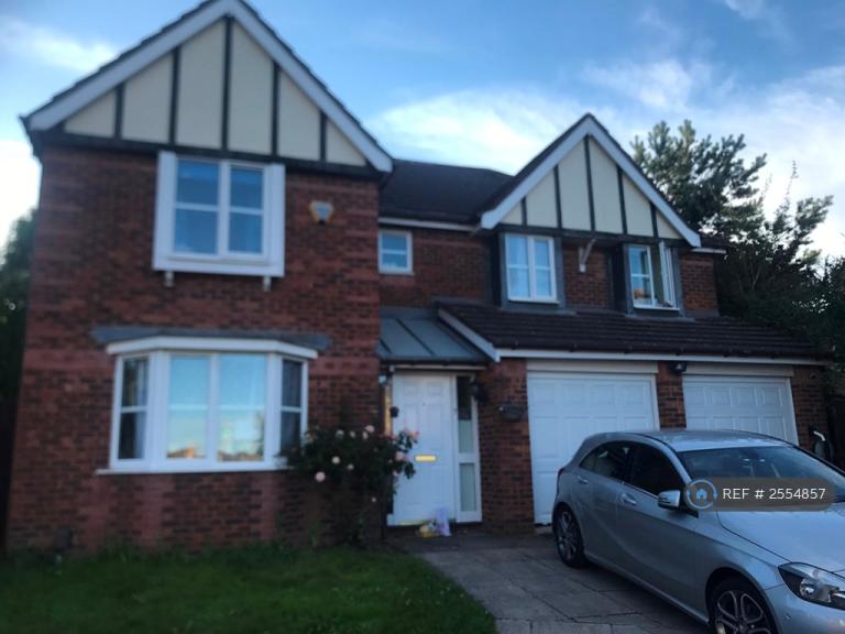 House Ash Way in Newcastle-under-Lyme