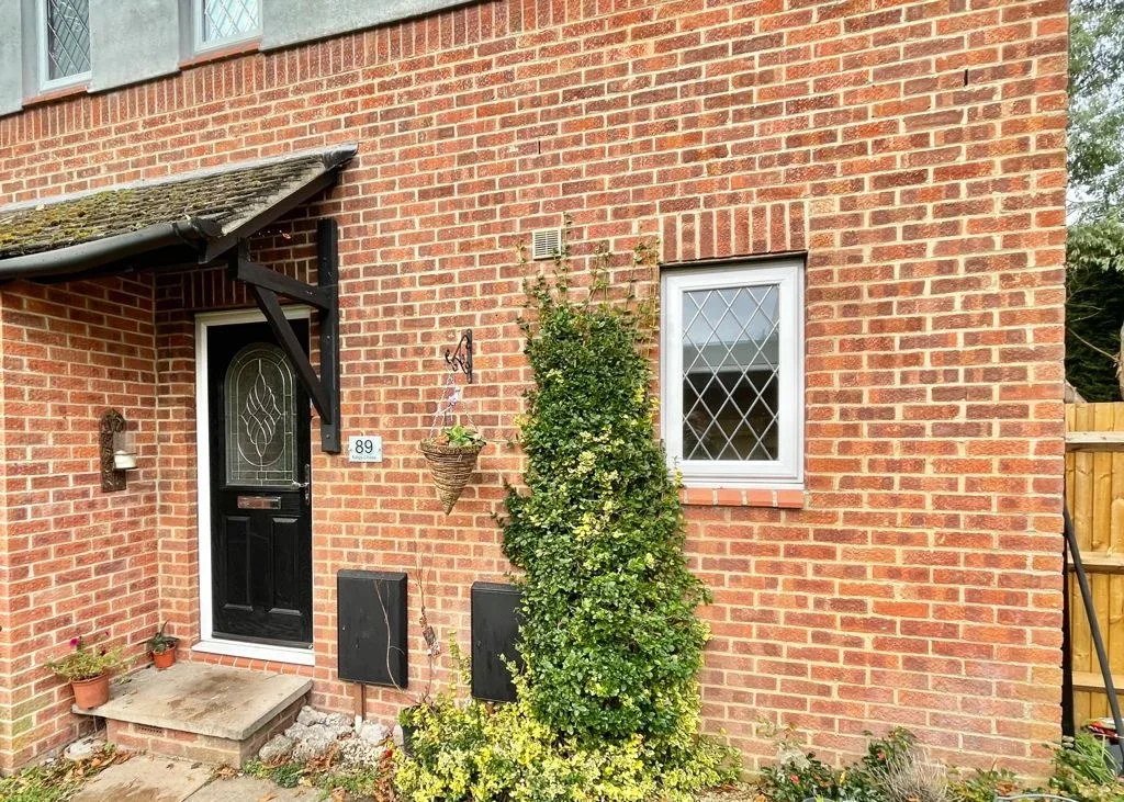 House Kings Chase in Elmbridge