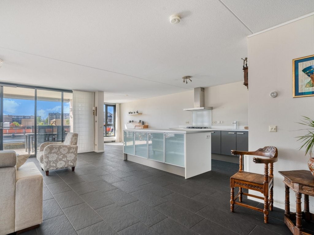 Appartement te koop: Koningsveld 135, Delft