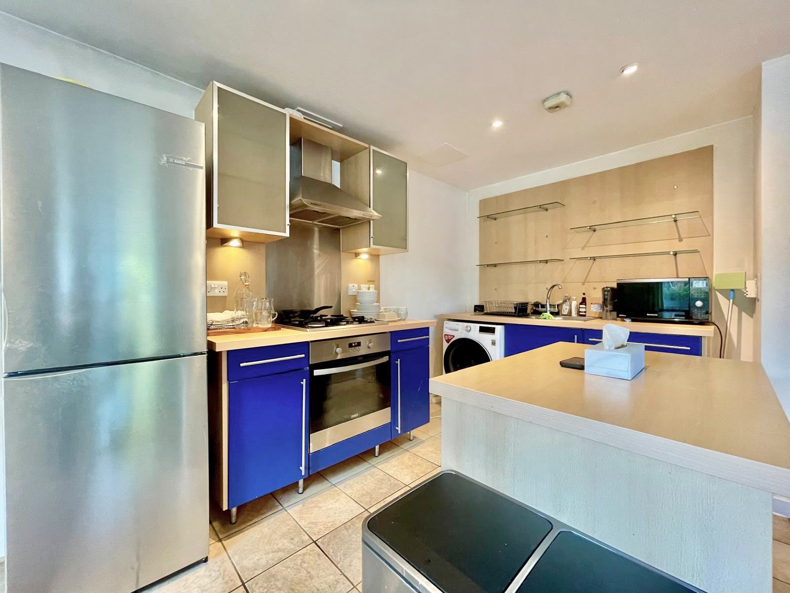 Flat Hopton Road in Greater London