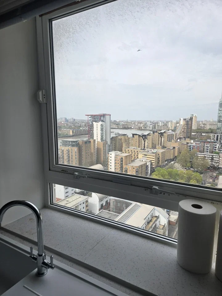 Flat The Quarterdeck in Greater London