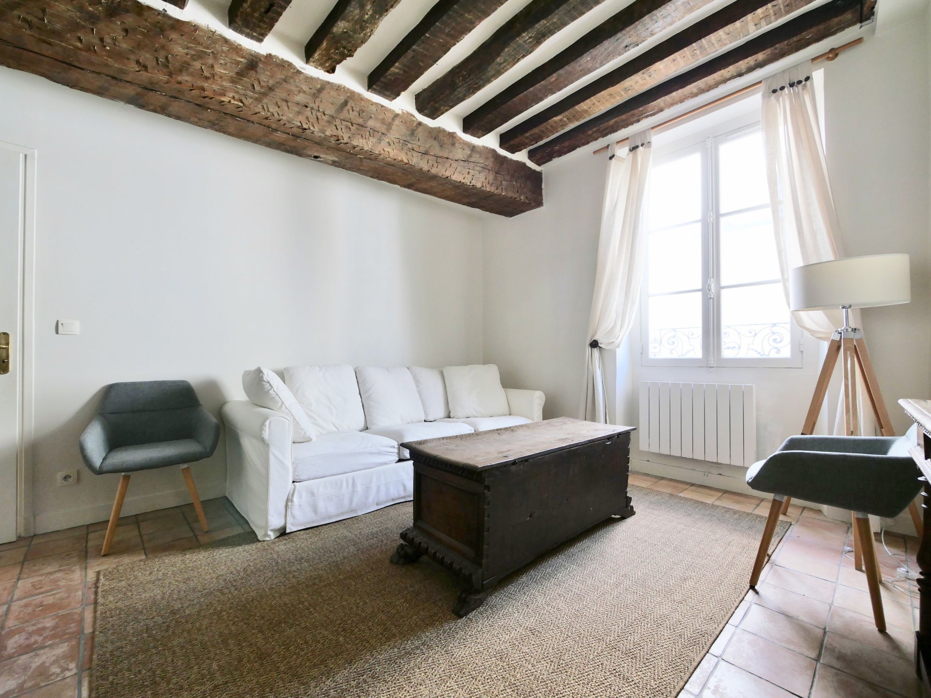 Flat Rue de la Parcheminerie in Paris