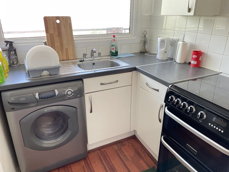 Room Seagrave Close in Greater London