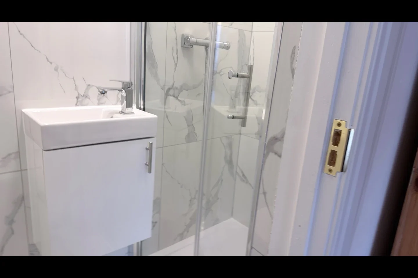 Room College Grove in Greater London